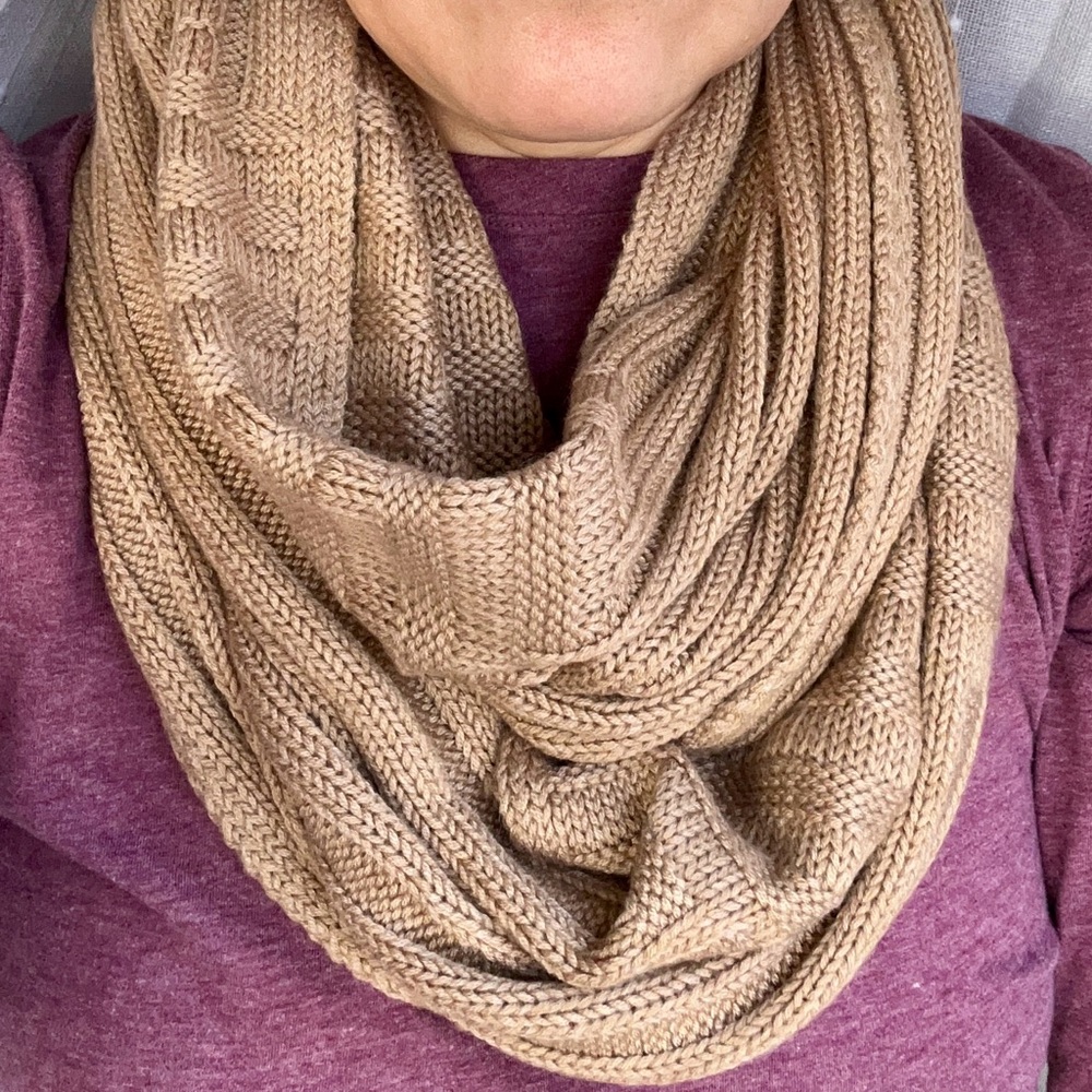 WHBM Infinity Knitted Scarf